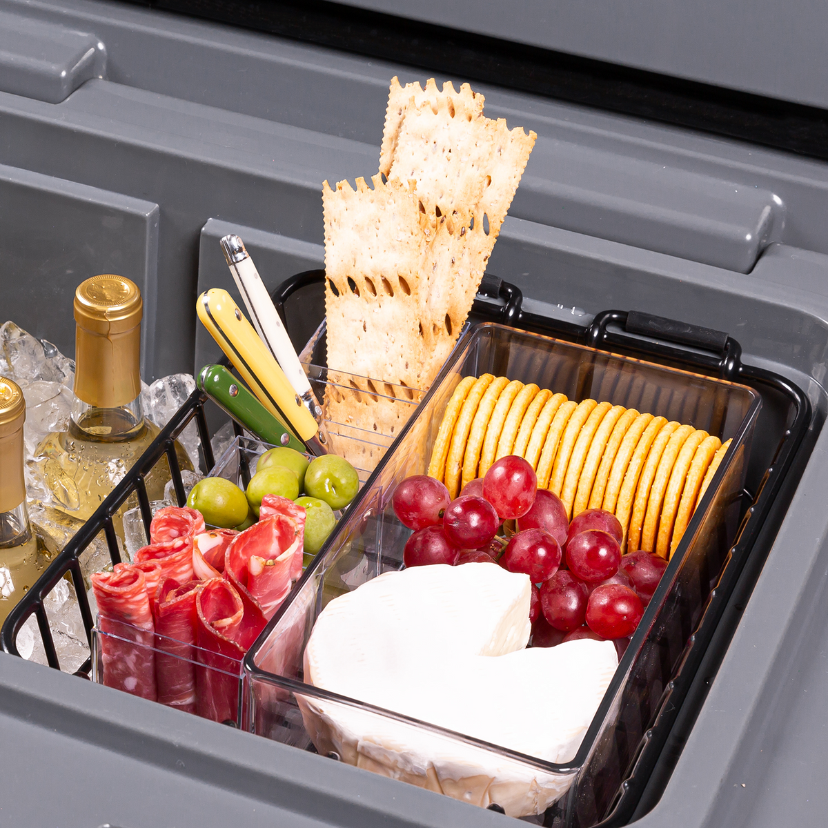 brutank-35qt-55qt-dry-rack-x0 brutank-dry-rack_accessory_alt-1.png